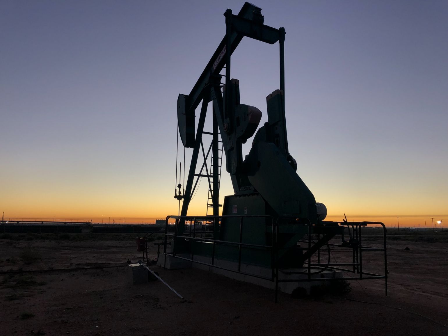 ОПЕК понижает прогнозы спроса на нефть