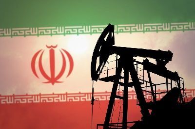 Экспорт иранской нефти в Китай достиг отметки 874.000 баррелей в день в августе