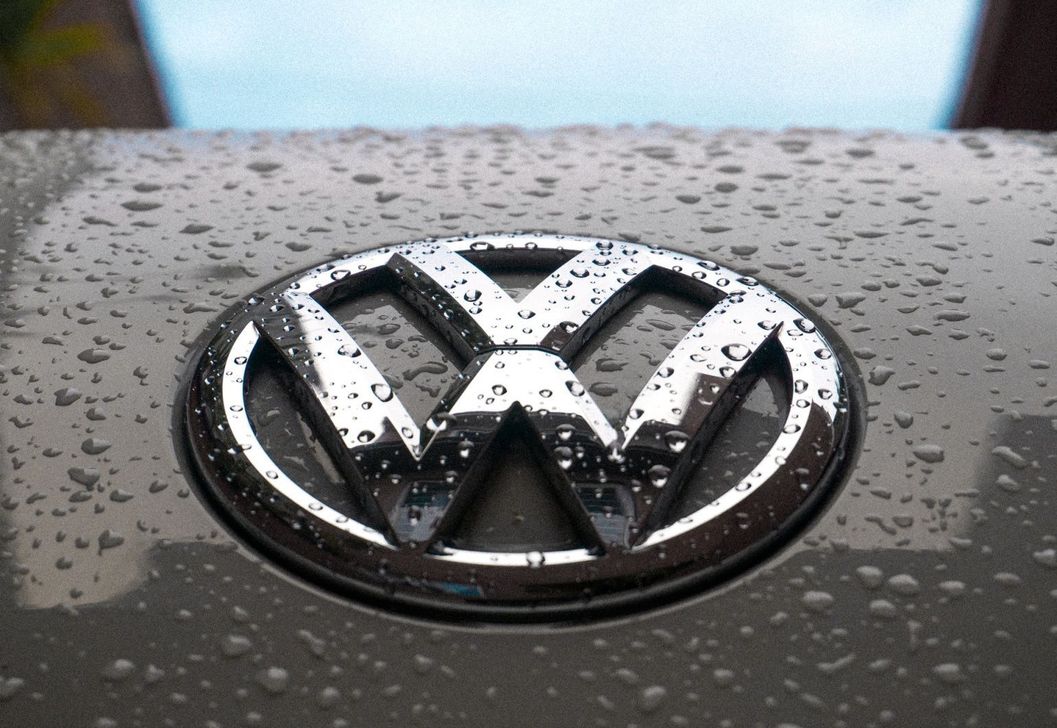 Volkswagen обозначил сроки отказа от двигателей внутреннего сгорания